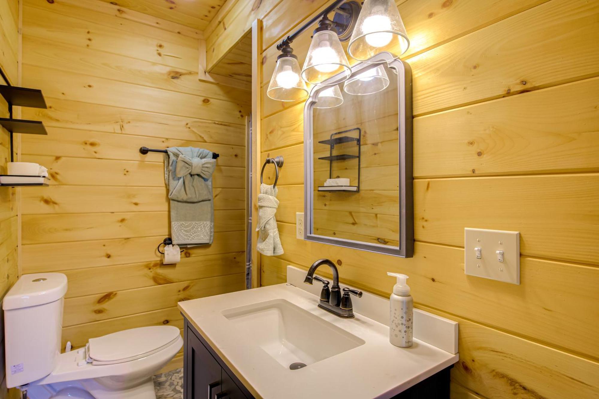 Gatlinburg Cabin With Game Room, Hot Tub And Mtn Views Exterior foto